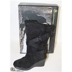 DAWGS WOMENS FASHION 11" WEDGE BUCKLE BOOTS