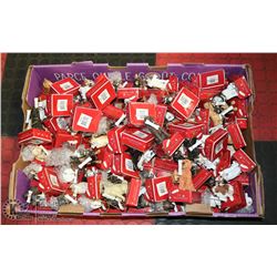 NEW LARGE FLAT OF DOG & CAT 3" TALL FIGURINES