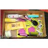 Image 1 : CASE OF NEW PET GROOMING PRODUCTS, ASSORTED,