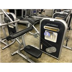 LIFE FITNESS BICEPS CURL STATION