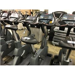 LIFE FITNESS LIFE CYCLE 9500 HR UPRIGHT BIKE