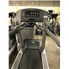 Image 2 : LIFE FITNESS 95TI FLEX DECK TREADMILL WITH 120V/20AMP