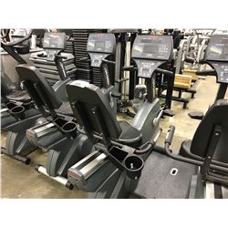 LIFEFITNESS LIFE CYCLE 9500HR RECUMBENT BIKE