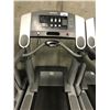 Image 2 : LIFE FITNESS FLEX DECK TREADMILL 120V/20A PLUG