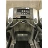 Image 2 : LIFE FITNESS FLEX DECK TREADMILL 120V/20A PLUG