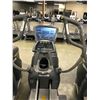 Image 2 : OCTANE FITNESS PRO 4700 ELLIPTICAL