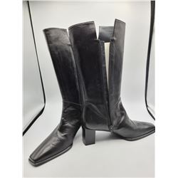 Stuart Weitzman Boots  Cat B