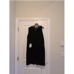 D. Exterior Sleeveless long cardigan Cat B