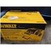 Image 2 : DeWalt Heavy Duty 225PSI 4.5Gal Wheeled Portable Compressor D55146 New in Box