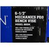 Image 2 : Wilton Tools Box 6-1/2" Mechanics Pro Bench Vise 865M New in Box