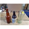 Image 1 : 3 Glass Bottles