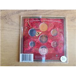 2004 mint coin set w/ colorized Santa