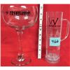 Image 1 : 2 vintage Las Vegas sourvenier mugs/glasses 10" glass frontier Hotel Margareite & 9" plastic V theat