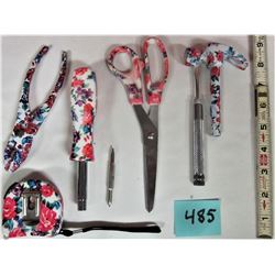5 piece set floral print "Woman's" tool set