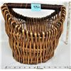 Image 1 : 12" woven wicker wooden basket/handle