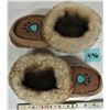 Image 2 : Women's size 9 sheepskin lined moccasins bear paw logos