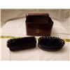 Image 1 : 2 Shoe Polish Brushes In Tin