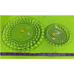 2 Bubble Glass Plates 5.5" X 9.5"