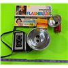 Image 1 : Lot Kodak Camera & Flashbulbs