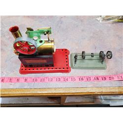 Mamod steam engine + accessory
