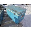 Image 3 : blue metal cooler