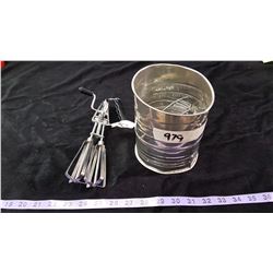 Lot Vintage Sifter & Mixer