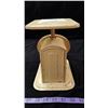 Image 5 : Vintage Scale (Appears Working)