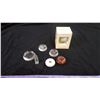 Image 1 : Lot Glass Castors & Bottle & Ornament