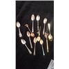 Image 12 : Lot Collectable Spoons