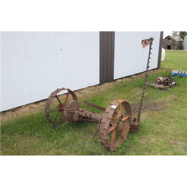 HORSE DRAWN SICKLE MOWER
