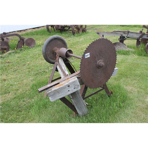 BELT DRIVEN SAW