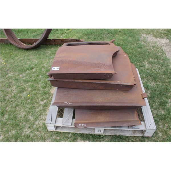 PALLET OF VEHICLE DOORS