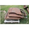 Image 2 : PALLET OF VEHICLE DOORS