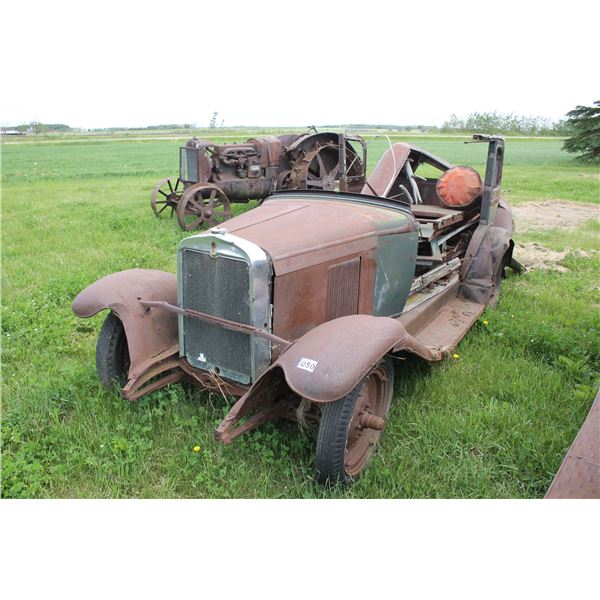 1929 CHEV CAR