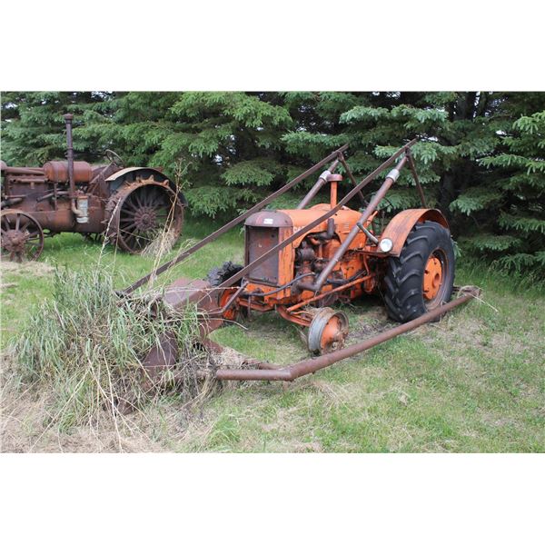 CASE D COMPLETE C/W FARMHAND LOADER