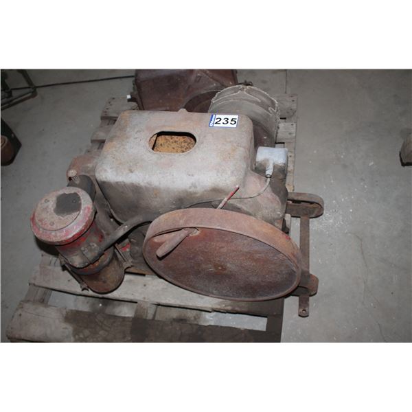 IHC 3-5 HP LB STATIONARY ENGINE