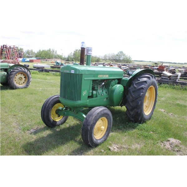 JOHN DEERE 60 COMPLETE