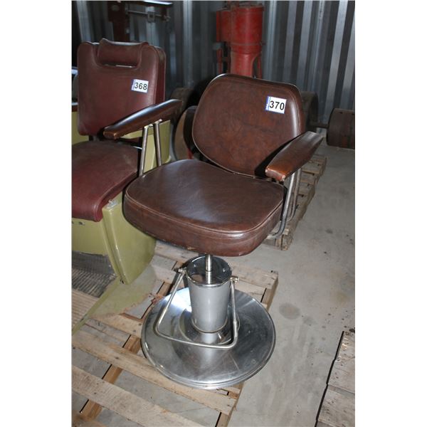 ANTIQUE "BELMONT" BARBER CHAIR; WORKS