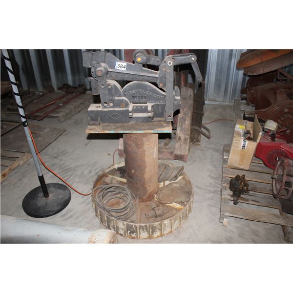 A.B. JARDINE & CO ANTIQUE IRON WORKER