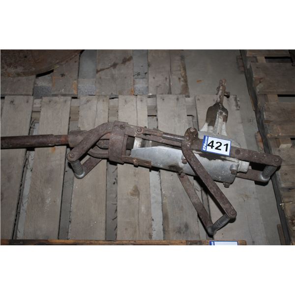 ROBIN PTO POST HOLE AUGER