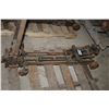 Image 1 : MECHANICAL FLOOR JACK