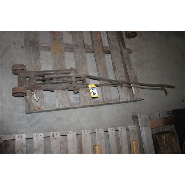 MECHANICAL FLOOR JACK