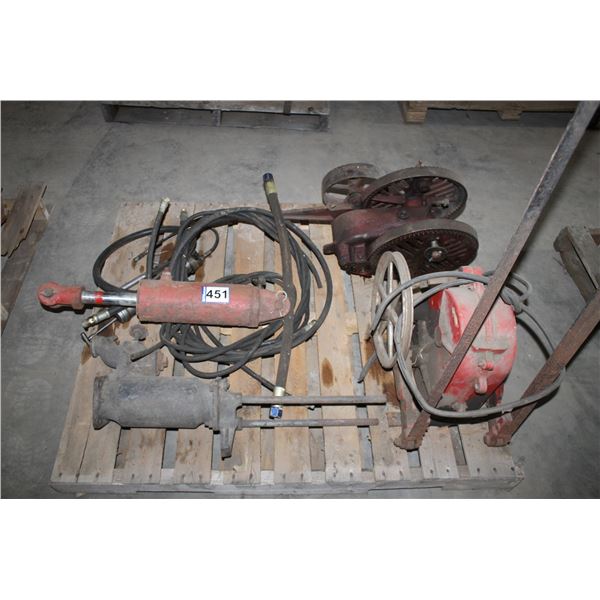 2 PUMP JACKS; HYDRAULIC CYLINDER; VERY OLD WELL PUMP