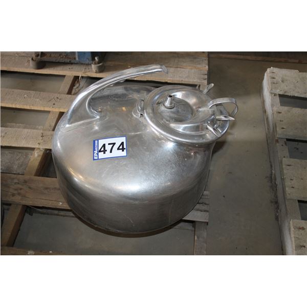 MILKING SURGE TANK