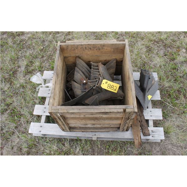 CULTIVATOR SHOVELS (APPROX 15)