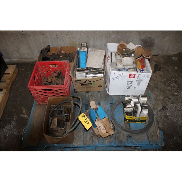 PALLET OF ENGINE PARTS