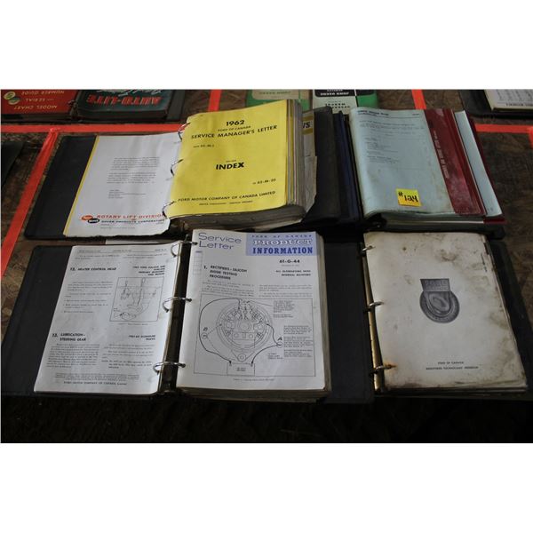FORD 1962 SERVICE MANUAL, REGISTERED TECHNICIANS PROGRAM, 1961-1962 PRODUCT GUIDE