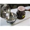 Image 2 : 2 WARMERS WITH POTS