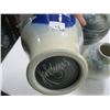 Image 2 : 3 POTTERY VASES