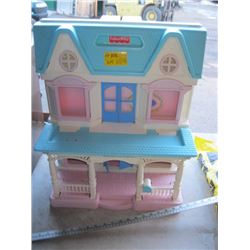 FISHER PRICE FOLDING DOLLHOUSE